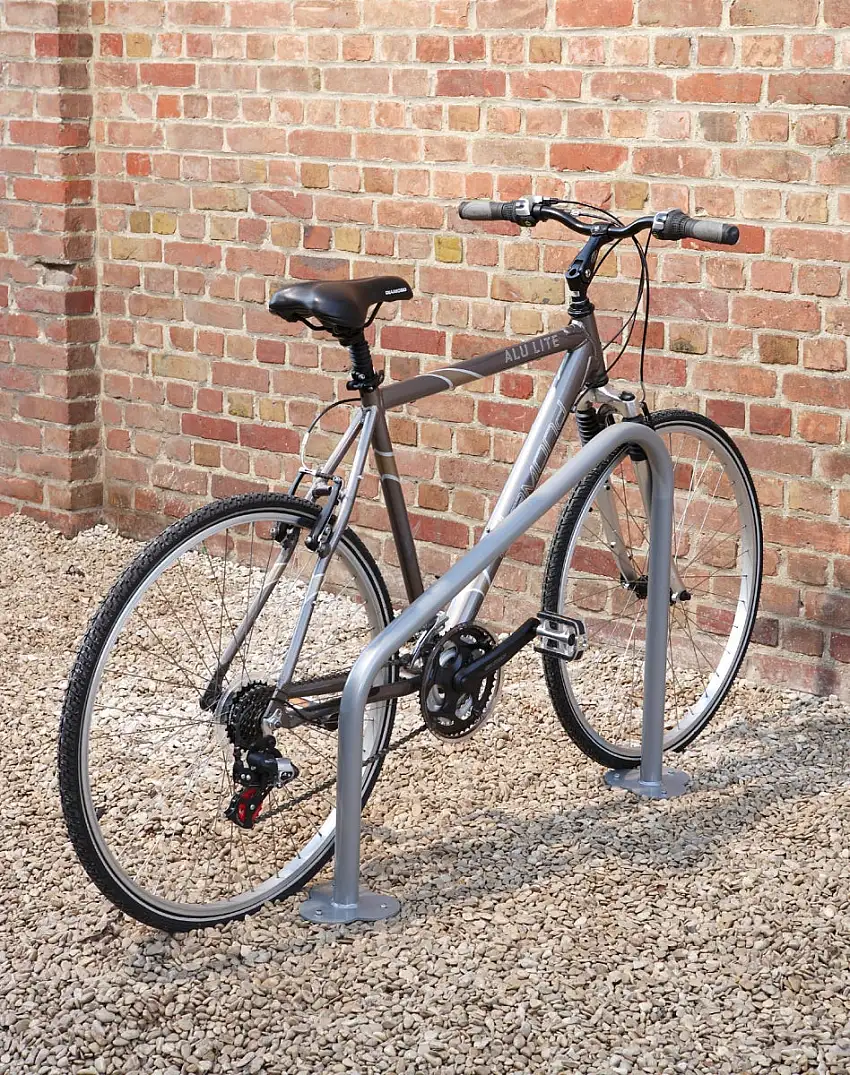 MOTTEZ - 2 range vélos platine - Triangle 84 x H70cm tube /Ø40mm - B143C2TRI