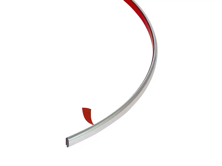 CARPOINT BANDE DéCORATIVE MOULURE CHROMéE 6MM AUTOCOLLANTE 8M