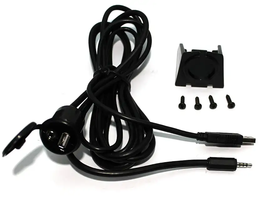 PRISE ENCASTRABLE SINATEC USB ET AUX AVEC CâBLE DE 180 CM